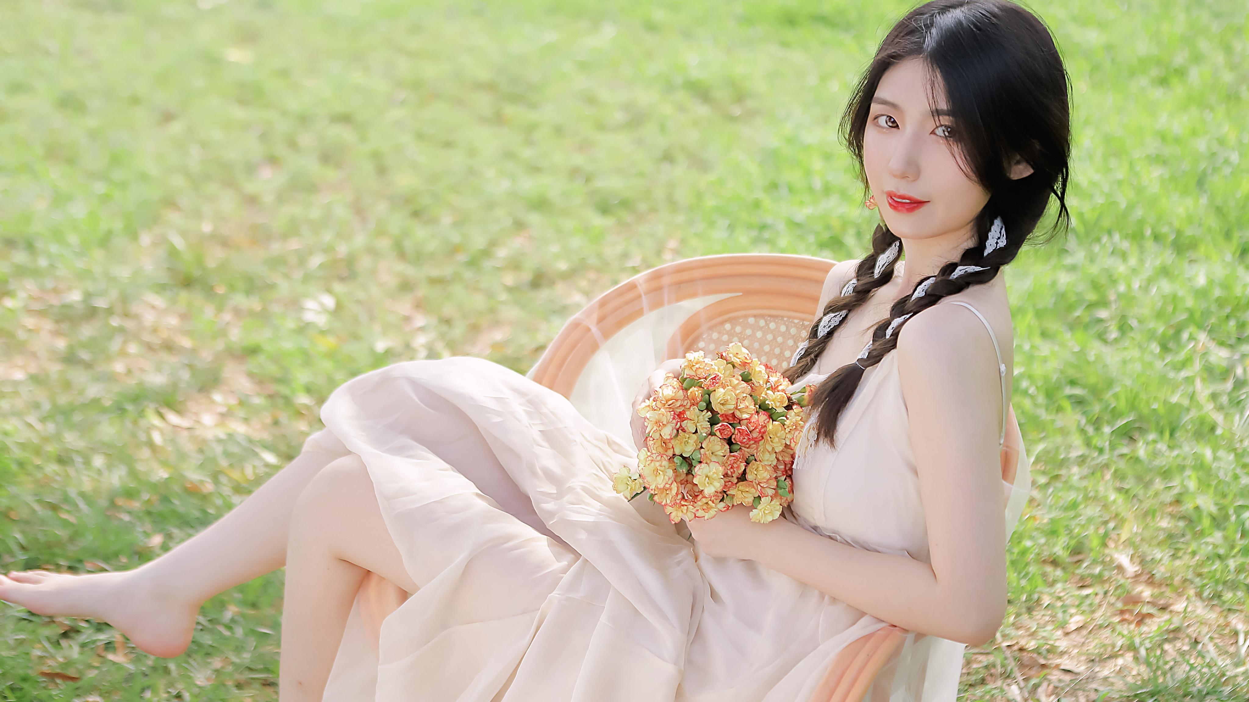 沿着边境看中国 七十华章耀天山丨布茹玛汗·毛勒朵：刻在石头上的忠诚